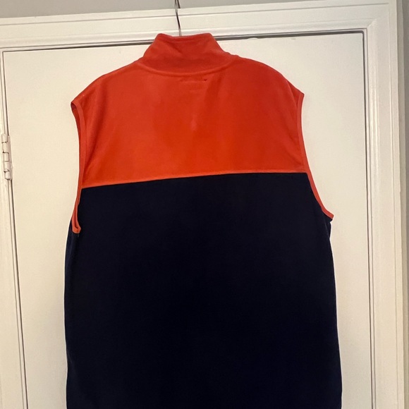 Crown and Ivy Fleece Vest - Picture 3 of 5